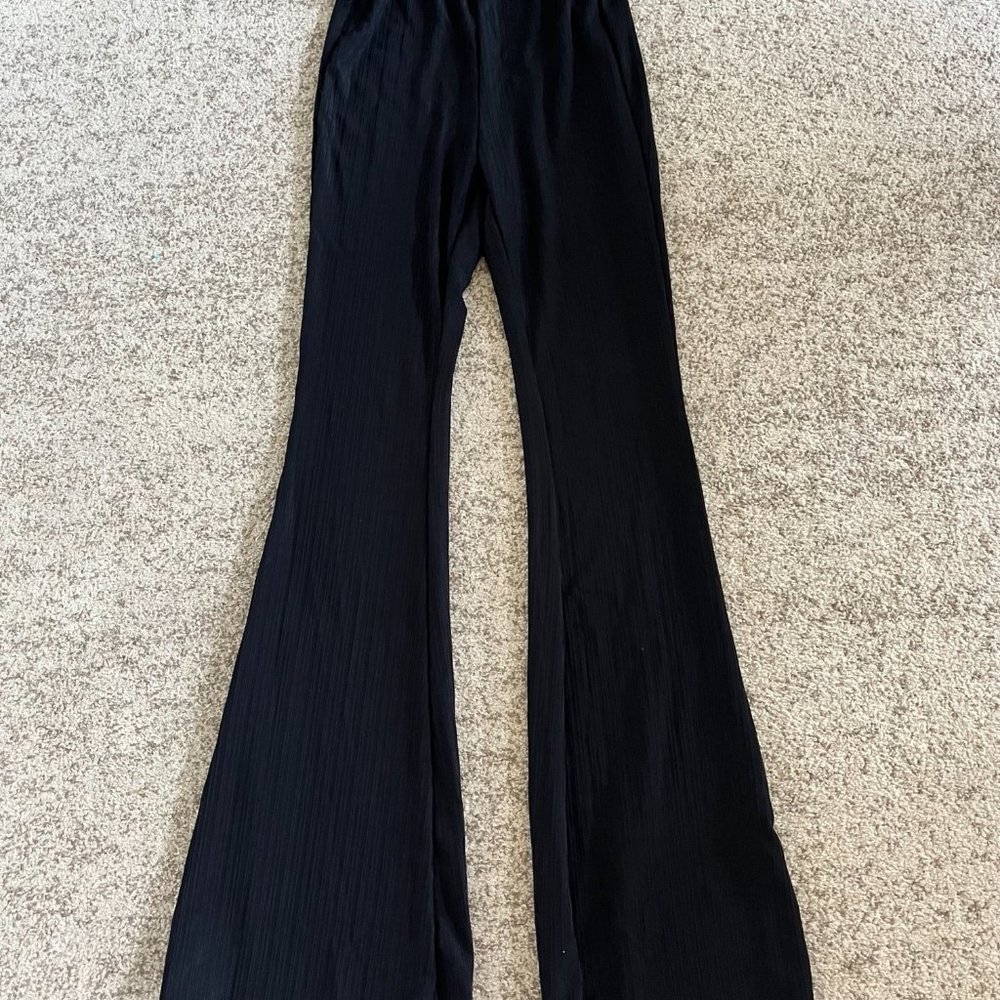 SHEIN Women's XS Flare Leggings Pants Black Extra Small